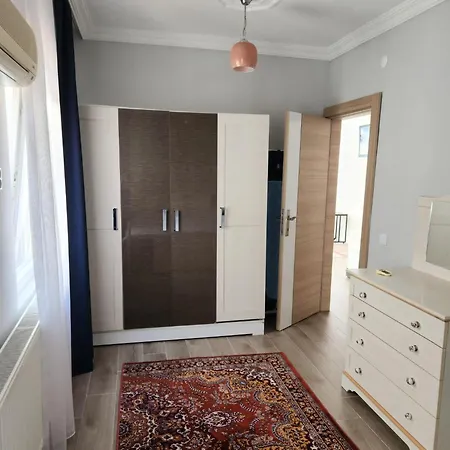 Kuk Apartment *