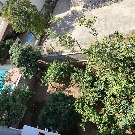 Kuk Apartment *