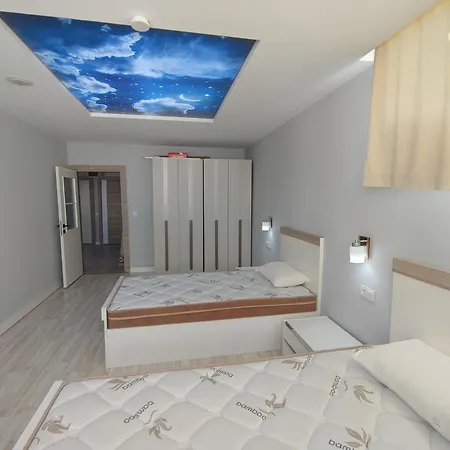 Kuk Apartment *