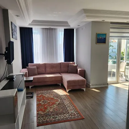 Kuk Apartment Antalya